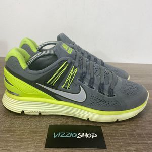 nike grey and teal shoes